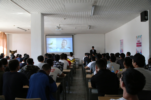 中国二十冶在永利官网召开专场招聘会