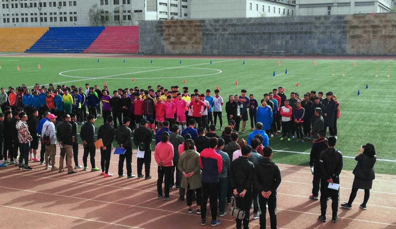 测试前向全体考生宣读考场须知